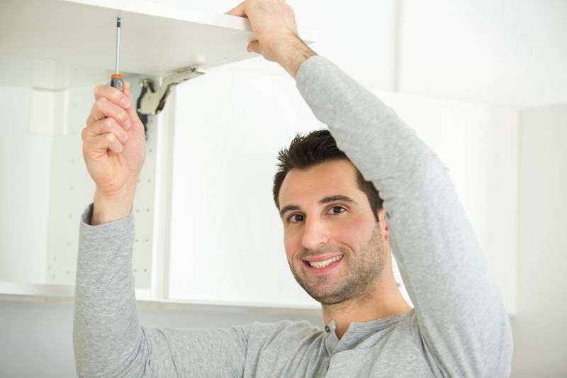 Experienced Cabinet Installers